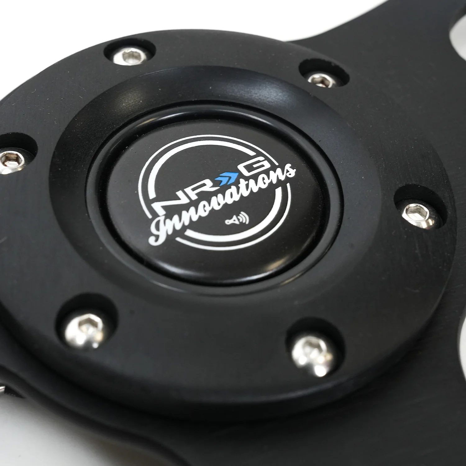 VINTAGE 380MM STEERING WHEEL - Image 4